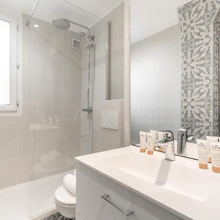 Appartamento Premium Apartment In Champs-Elysees